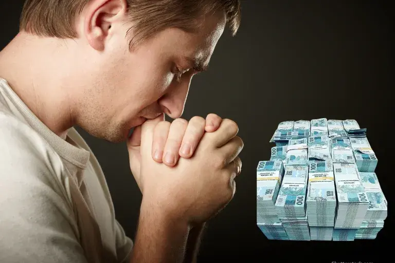 Oração Poderosa para Receber Dinheiro para comprar uma casa