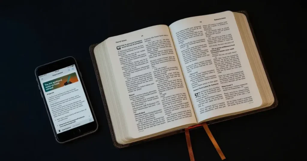 Apps e ferramentas auxiliam quem quer aprender como estudar a bíblia sozinho